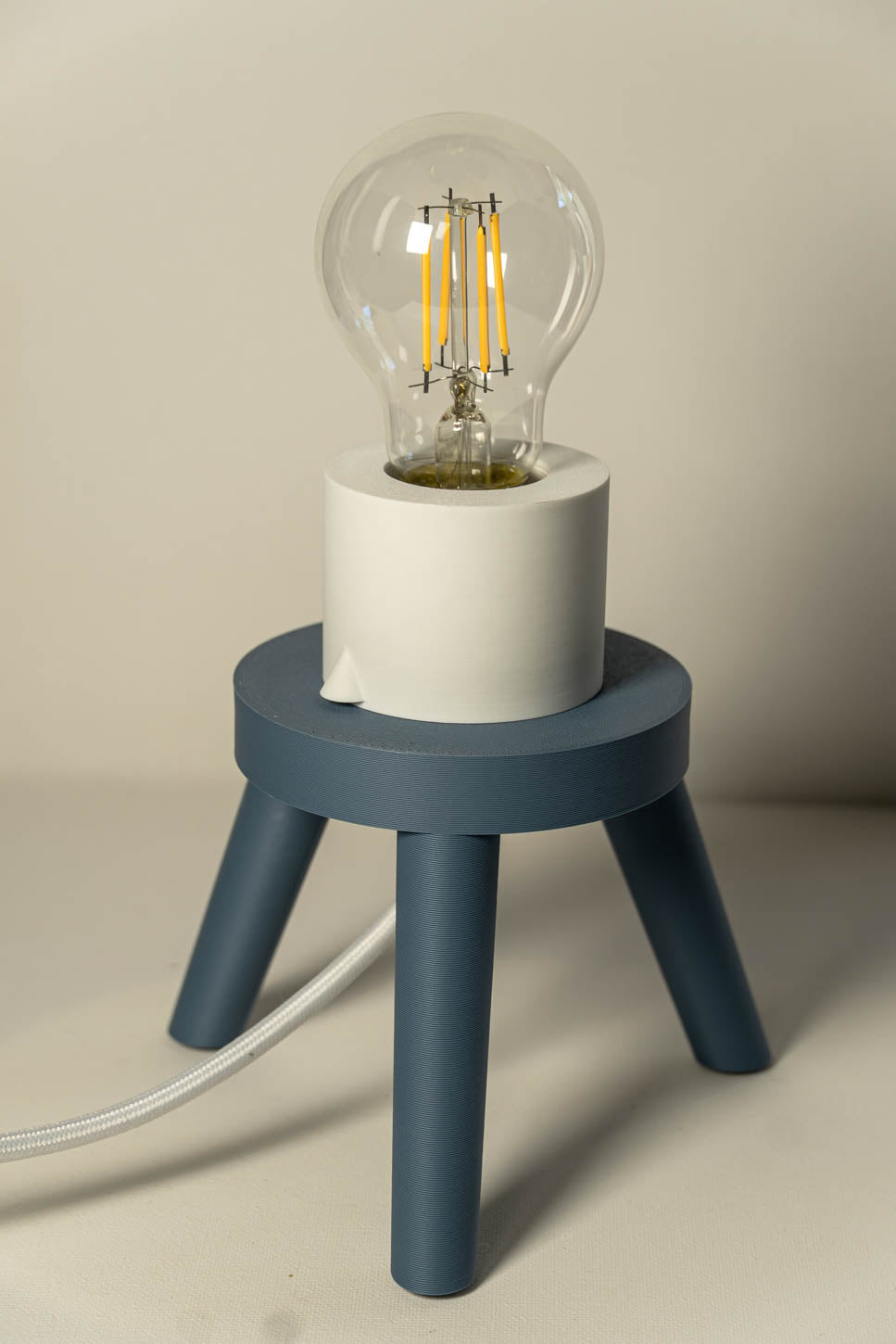 WAVE Lamp - Tripod Base